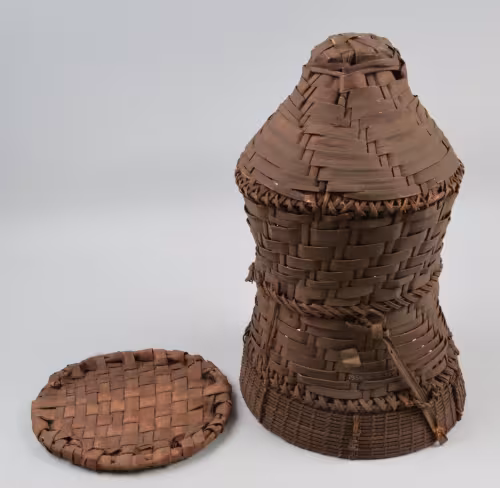 An Akalaka Basket Container